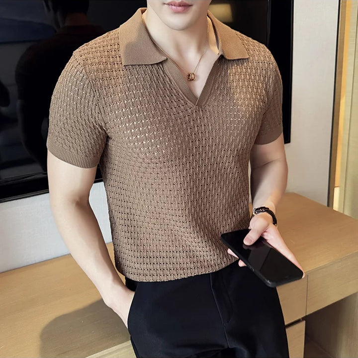 Weymar Essential™ V-Neck T-Shirt