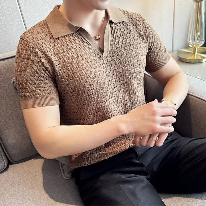 Weymar Essential™ V-Neck T-Shirt